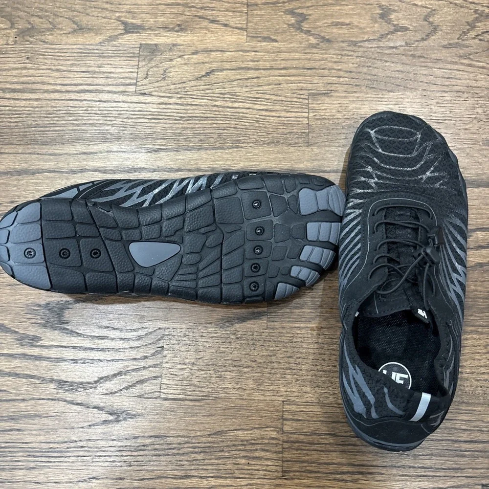 HF Men's Water Shoes Black US Size 9.5 Medium for Water Sports